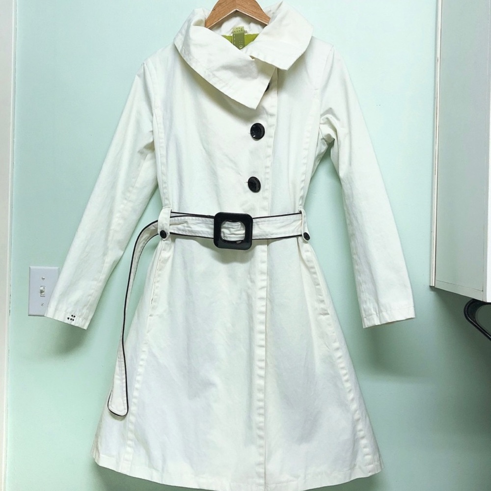 Soia & Kyo Creamy White Trenchcoat